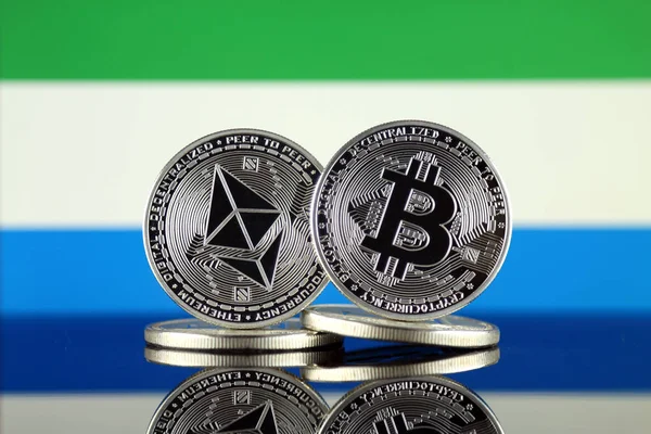 Versión Física Ethereum Eth Bitcoin Btc Sierra Leona Flag Criptomonedas — Foto de Stock