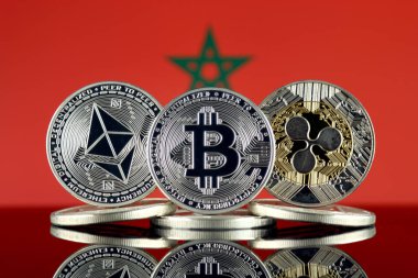 Ethereum (Eth), Bitcoin (Btc), dalgalanma (Xrp) ve Fas bayrağı fiziksel sürümü. En iyi 3 Cryptocurrencies pazara göre kap.