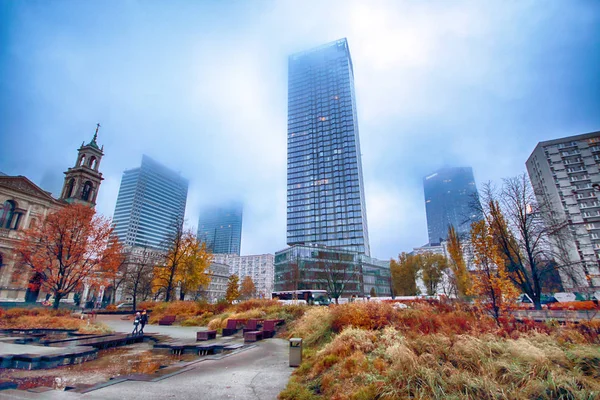 Warsaw Polonia Noviembre 2018 Grzybowski Square Una Plaza Triangular Centro — Foto de Stock