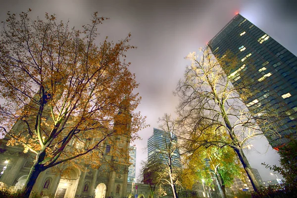 Warsaw Polonia Noviembre 2018 Plaza Grzybowski Una Plaza Triangular Centro —  Fotos de Stock