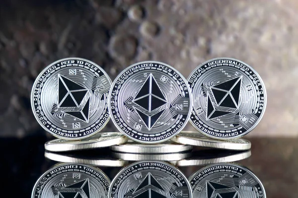 Etereum Eth Luna Dicho Luna Sugiere Aumento Valor Las Criptomonedas —  Fotos de Stock