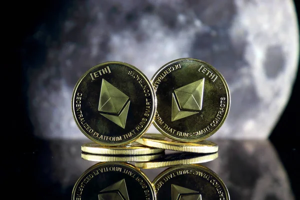 Etereum Eth Luna Dicho Luna Sugiere Aumento Valor Las Criptomonedas —  Fotos de Stock