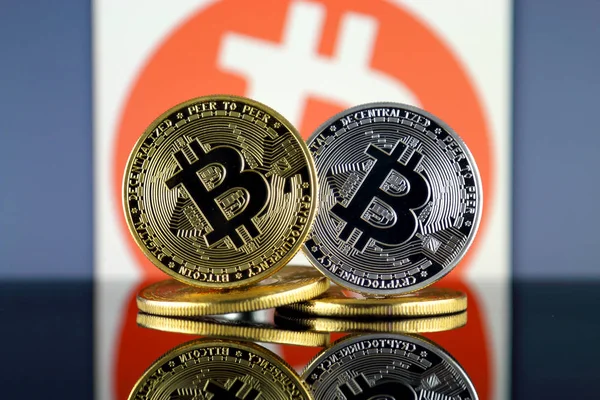 Bitcoin Btc Und Bitcoin Akzeptiert Hier Logo Masseneinführung Und Preisanstieg — Stockfoto