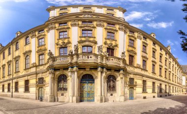 Wroclaw, Polonya - 22 Nisan 2019: Wroclaw Old Town. Wroclaw Üniversitesi. Aşağı Silezya 'nın tarihi başkenti, Polonya, Avrupa.
