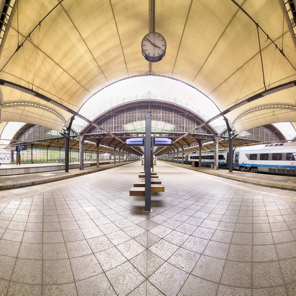 Wroclaw Polónia Maio 2019 Estação Ferroviária Principal Wroclaw Wroclaw Glowny — Fotografia de Stock