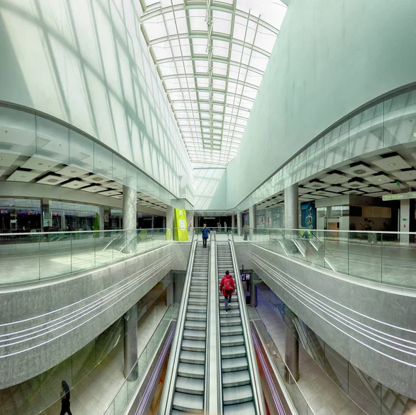 Wroclaw Polonia Maggio 2019 Sky Tower Shopping Center Breslavia Intero — Foto Stock