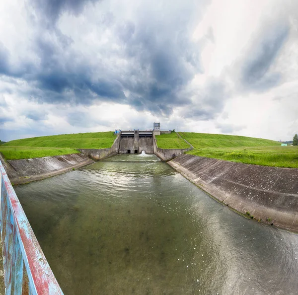 Barajul Apă Lacul Mietkow Lângă Wroclaw Polonia Ultimele Zile Ale — Fotografie, imagine de stoc