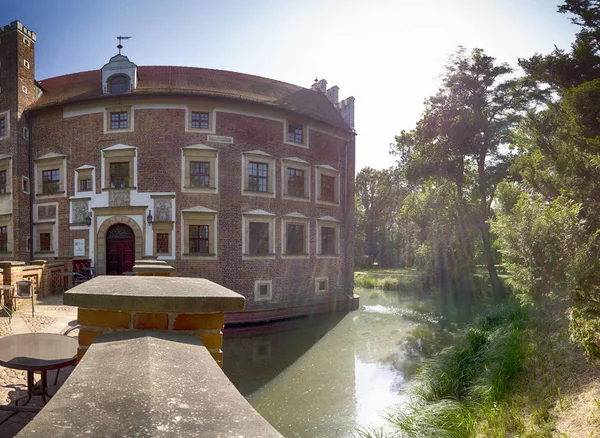 Wroclaw Polen Juni 2019 Das Renaissance Wasserschloss Wojnowice Bei Wroclaw — Stockfoto