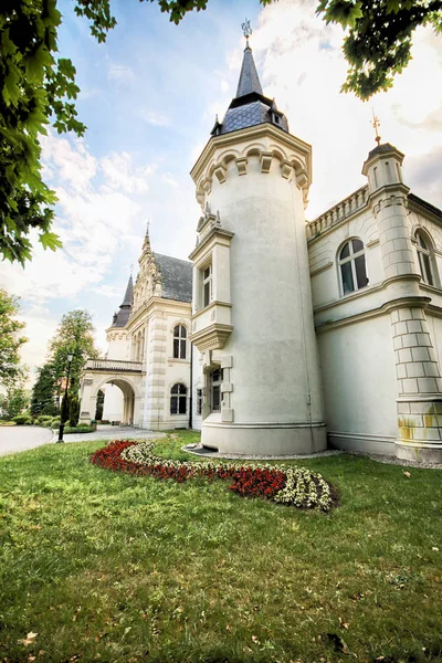 Wroclaw Polen Juni 2019 Familjen Saurma Jeltschs Neoklassiska Slott Byggt — Stockfoto