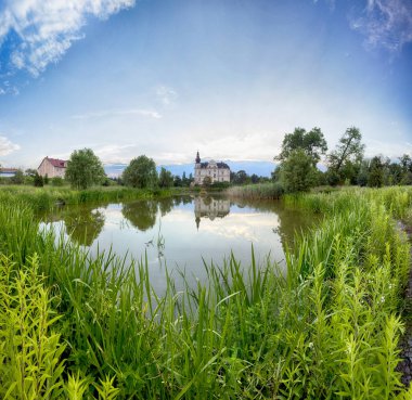 Wroclaw, Polonya - 21 Haziran 2019: Biskupice Podgorne ne Sarayı