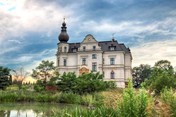 Wroclaw Polonia Junio 2019 Palacio Biskupice Podgorne Cerca Wroclaw Polonia — Foto de Stock