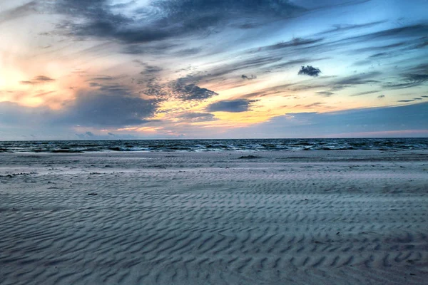 Baltische Zee Prachtige Zonsondergang Het Strand Slowinski National Park Buurt — Stockfoto