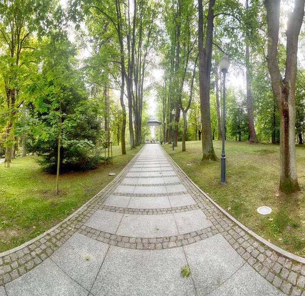 Πολένιτσα Zdroj, Πολωνία-26 Αυγούστου 2019: το πάρκο σπα στο CE — Φωτογραφία Αρχείου
