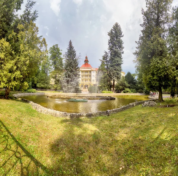 Polanica Zdroj, Polonya - 26 Ağustos 2019: Sanatoryum 'Wielka Pie