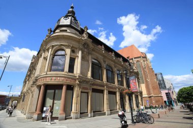 WROCLAW, POLAND - 23 Haziran 2020: Monopol Oteli yüksek standart ve benzersiz tasarımı. Efsanevi Wroclaw Oteli 1892 'de Neo-Barok tarzında inşa edildi..