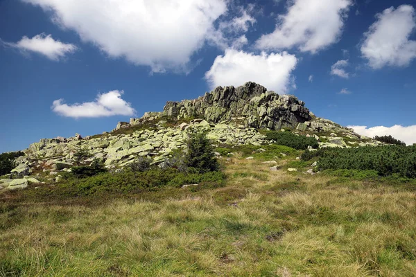 Formação Rochosa Labski Szczyt Violik Polonês Checo Pico Montanha 1471 — Fotografia de Stock