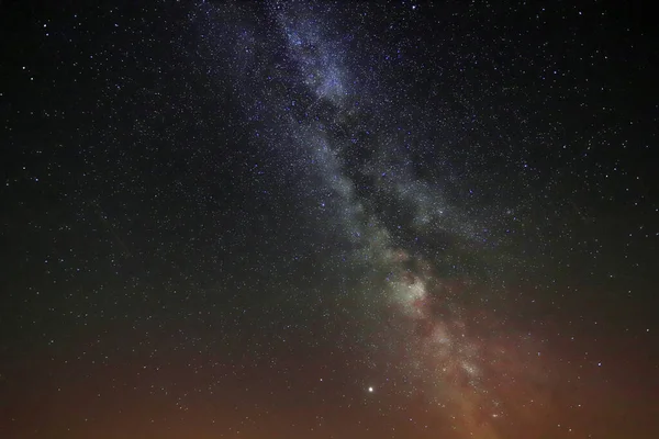 从欧洲 Szklarska Poreba Szą 海拔1362米 的观测甲板上看到的银河系 — 图库照片