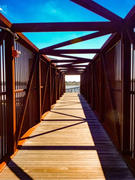 Pasarela Peatonal Oxidada Astillero — Foto de Stock