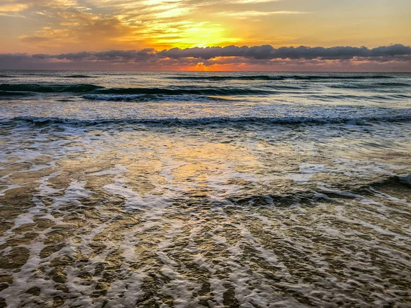 Великий Помаранчевий Сонце Сходить Океану Ранок — стокове фото