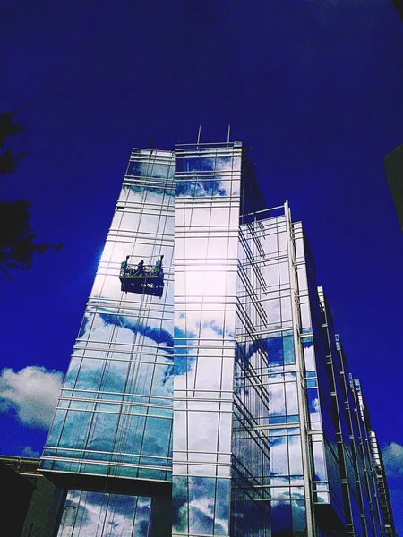 Hombres Lavado Vidrio Edificio — Foto de Stock