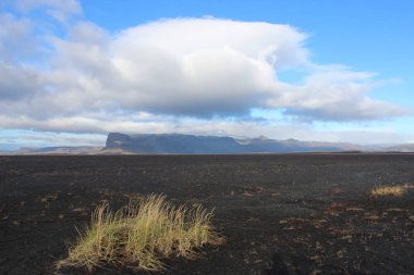 İzlanda çevre yolu, rota 1, volkanik kum yakınındaki Skeidararsandur Skaftfell, Güney Bölgesi, düz,