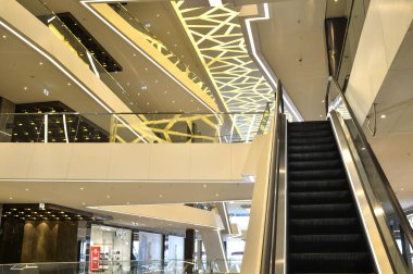 Yürüyen merdiven Merkezi Minsk, Beyaz Rusya, Şubat 2017 alışveriş merkezi Galerisi'nde.