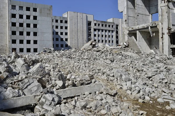 Remains Destroyed Building Large Industrial Facility Background — Stock Photo, Image