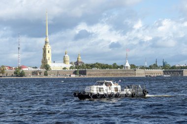 Peter ve Paul kalesine St Petersburg, Rusya, Eylül 2018 Neva Nehri'nden görüntülemek