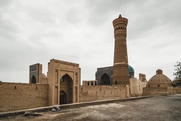 POI Kalon mecset és a Minaret Bukhara, Üzbegisztán — Stock Fotó