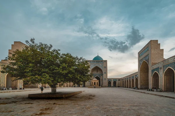 POI Kalon mecset és a Minaret Bukhara, Üzbegisztán — Stock Fotó