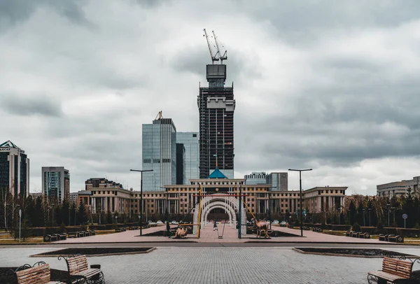 Vista panorâmica elevada da cidade sobre Astana no Cazaquistão — Fotografia de Stock