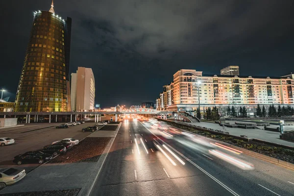 Night view of the Bayterek Tower, a landmark observation tower designed by architect Norman Foster in Astana, the capital of Kazakhstan. — Stock Photo, Image