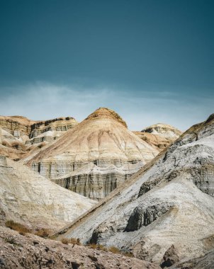 Takyr altun-Emel Milli Parkı, Kazakistan Aktau beyaz dağlarında
