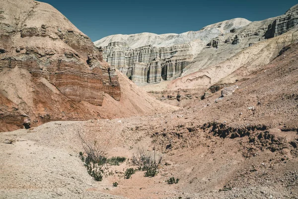Takyr in Aktau white mountains in Altyn-Emel National Park, Kazakhstan — Stock Image Takyr in Aktau white mountains in Altyn-Emel National Park, Kazakhstan Stock Photo