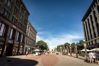 Riga, Letonya, Ağustos 2018 - dar başkenti ve en büyük şehri Letonya, bir büyük ticari, kültürel, tarihi ve turistik merkezi Baltık Bölgesi old Riga Ortaçağ Caddesi