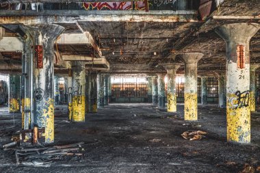 Terk edilmiş Fisher araba fabrikası Detroit Detroit, Michigan, Amerika Birleşik Devletleri - 18 Ekim 2018: görünümü. Fisher araba fabrikası birden çok şehir blokları ve önlemleri içinde sprawls 3.5 milyon metrekare