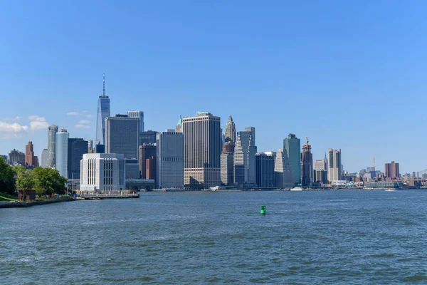 Downtown New York City Vista Dall Acqua Brooklyn — Foto Stock