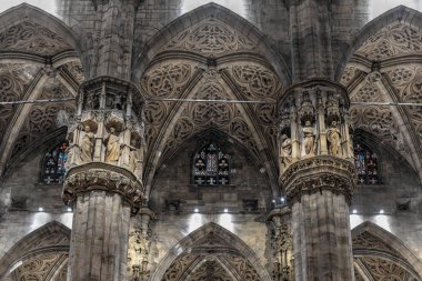 Milan, İtalya - 17 Mart 2018: Milano Katedrali'ne, Duomo di Milano, bir dünyanın en büyük Kilisesi.