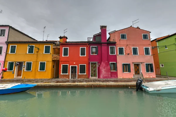 Case Colorate Canali Dell Isola Burano Venezia — Foto Stock