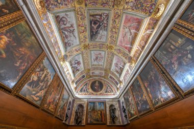 Florence, İtalya - 21 Mart 2018: Floransa, İtalya Piazza della Signoria, Palazzo Vecchio.