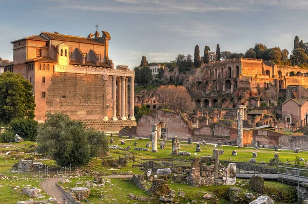 Antichi Ruderi Del Foro Romano Traiano Roma — Foto Stock