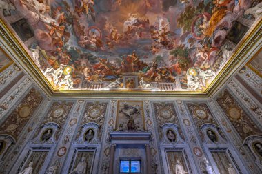 Rome, İtalya - 25 Mart 2018: Mermer heykel içinde Villa Borghese Roma, İtalya.