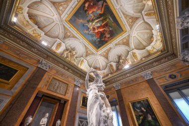 Rome, İtalya - 25 Mart 2018: Mermer heykel içinde Villa Borghese Roma, İtalya.