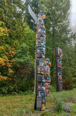 Totem direkleri t Brockton noktası Stanley Park, Vancouver, Kanada