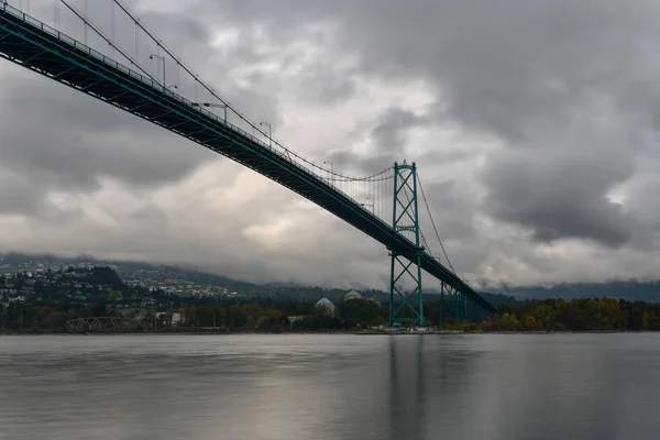 Мост Лайонс Гейт Видно Парка Стэнли Ванкувере Канада Мост Львиные — стоковое фото