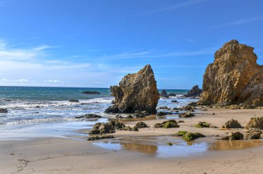 Güzel ve romantik El Matador devlet Beach Malibu, Güney Kaliforniya