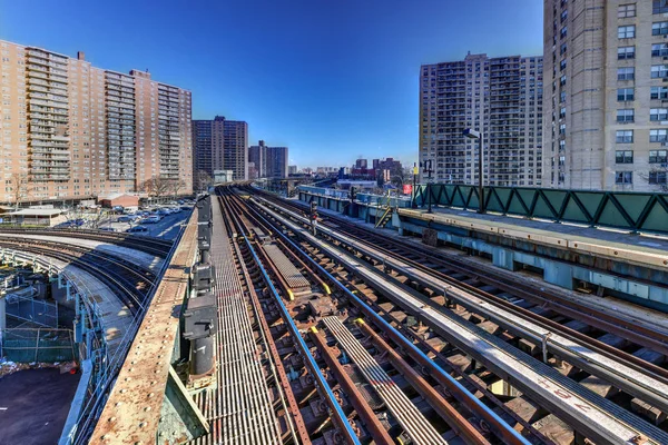 Zvýšená Linie Stanice Metra West Street Brooklynu New York City — Stock fotografie