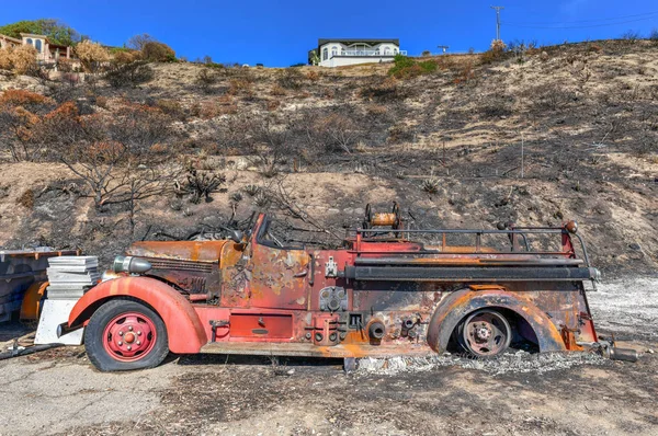 Пожарная Машина Малибу После Лесных Пожаров Калифорнии 2018 Году — стоковое фото