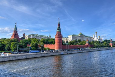 Moskova Kremlin, Kremlin dolgu ve Moskova, Rusya Moskova Nehri. Mimari ve Moskova'nın simgesel yapı.