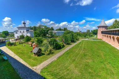Kurtarıcı Saint Euthymius Manastırı görünümü Suzdal, Rusya boyunca altın yüzük.
